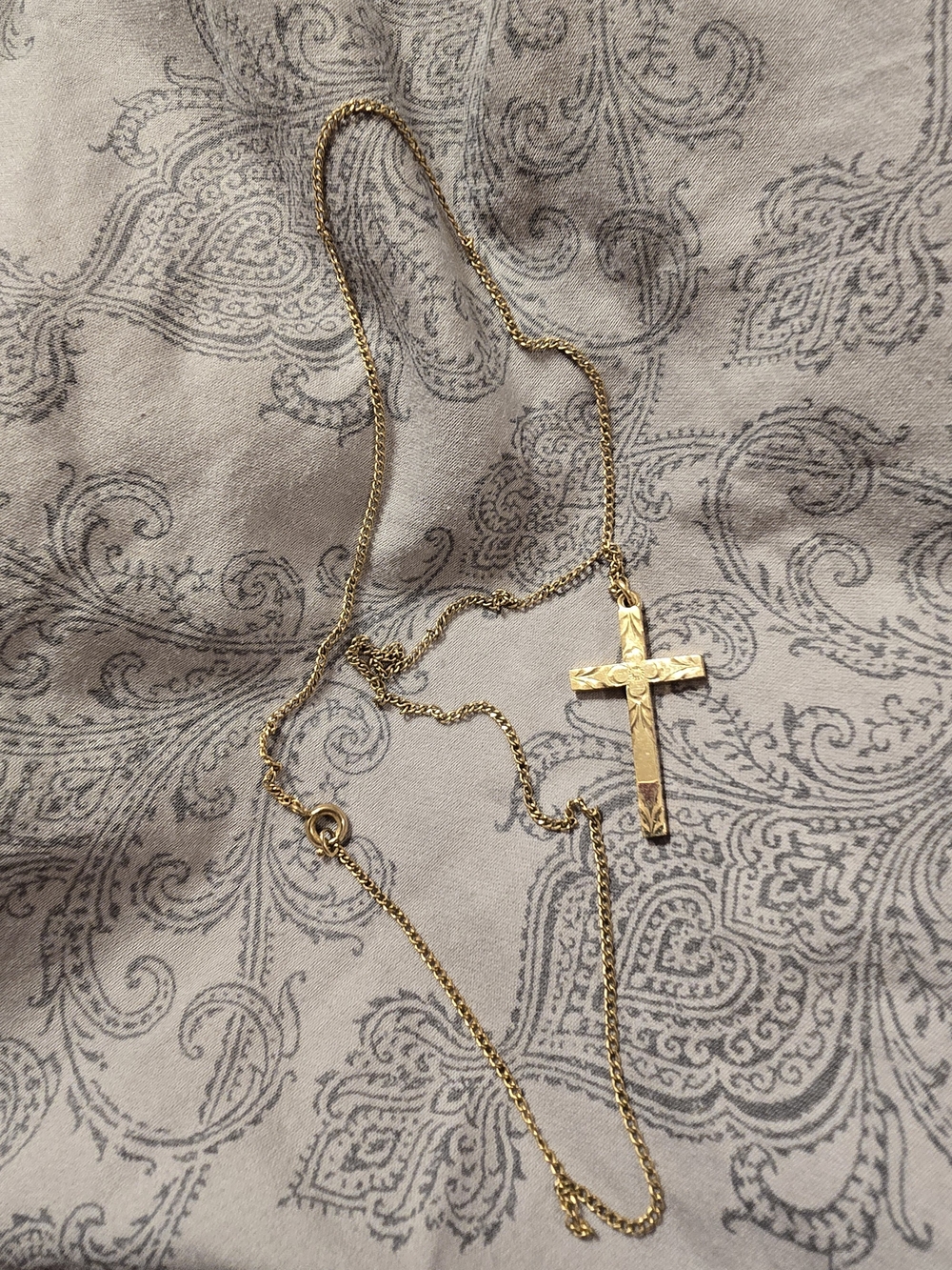 12 K Gold Filled V/20 Signed EA. Cross Pendant Necklace & Gold Hoop Earrings - Picture 3 of 7